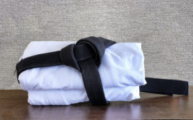 Taekwondo : comment bien choisir son dobok ?